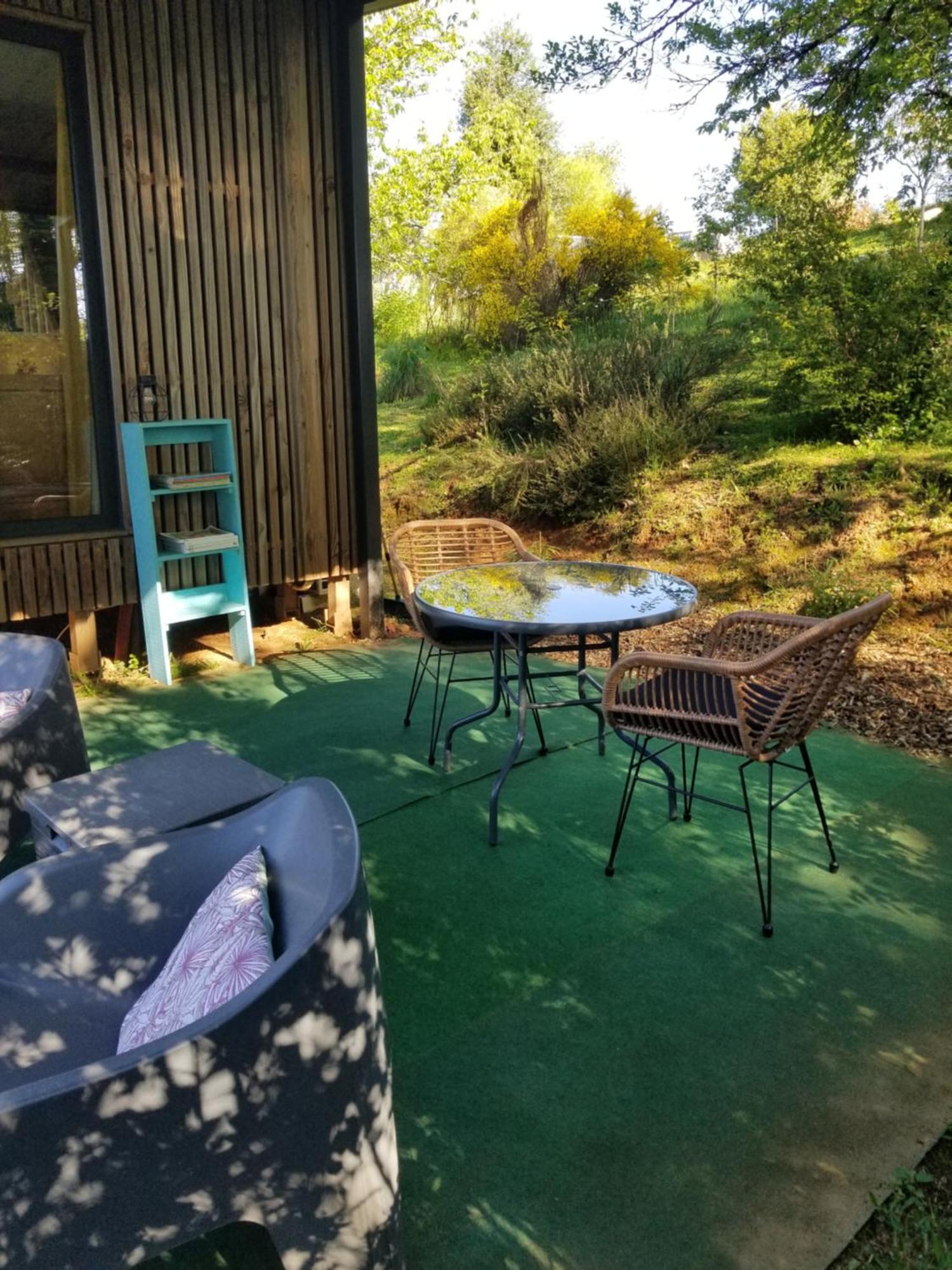 Le Petit Paradis, Mini Maison,nature,confort,calme Chalet Saint-Julien-le-Petit