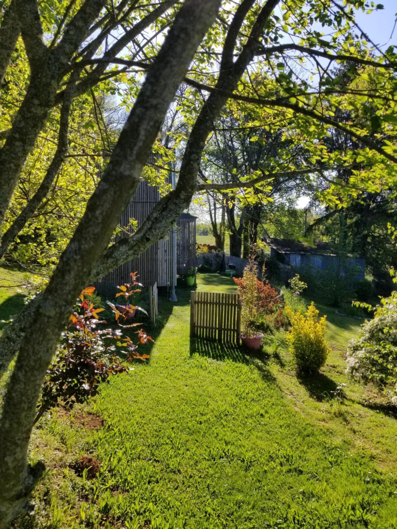 Le Petit Paradis, Mini Maison,nature,confort,calme * Saint-Julien-le-Petit